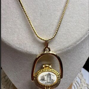 Vintage Nantucket Lightship Basket Pendant Gold Tone 1993